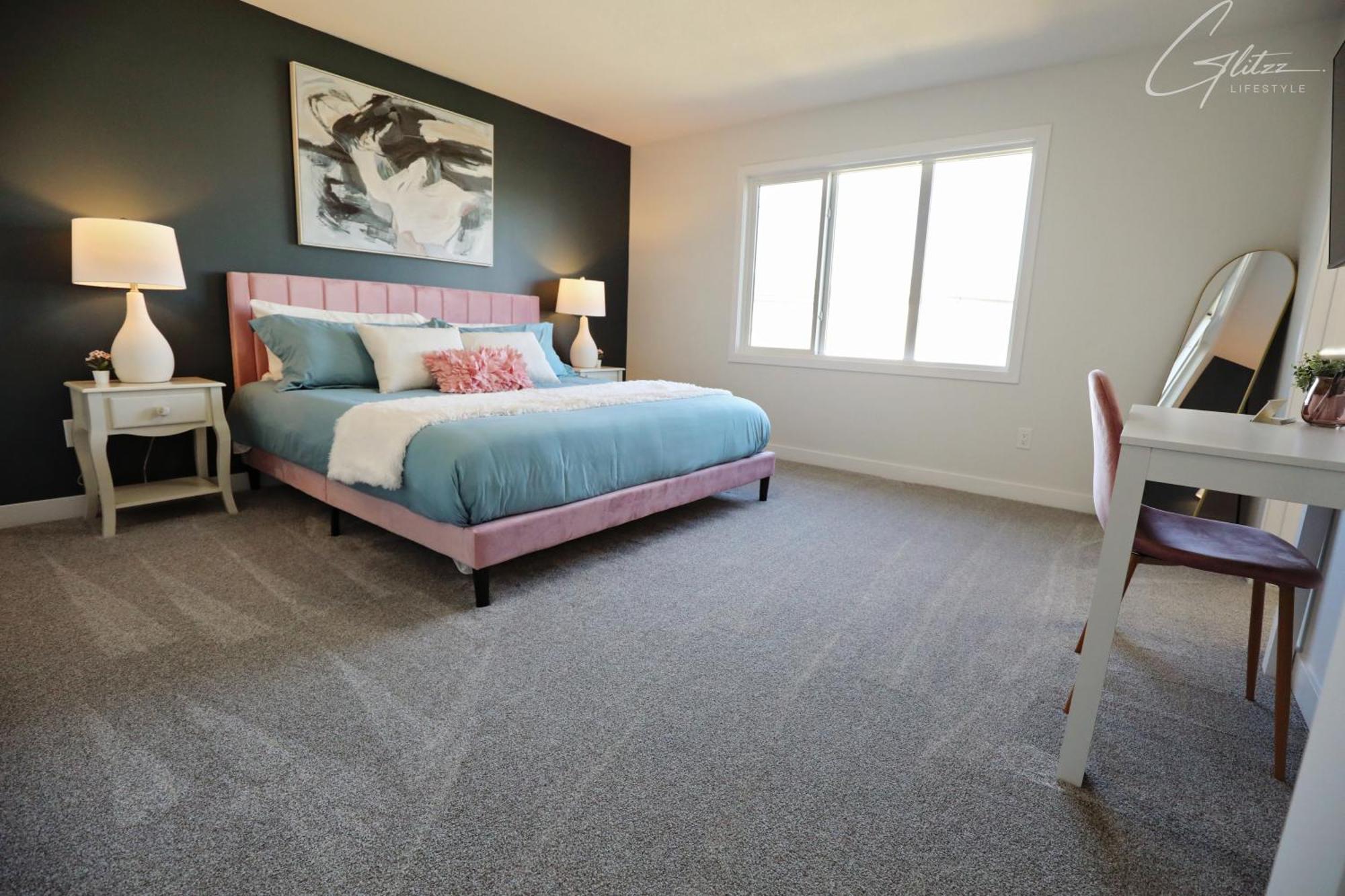 Beautiful Home With 4 King Beds,Airport,Disney+ Edmonton Buitenkant foto